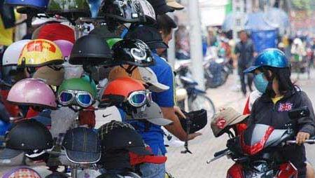 Vài nét về tình hình kinh doanh mũ bảo hiểm