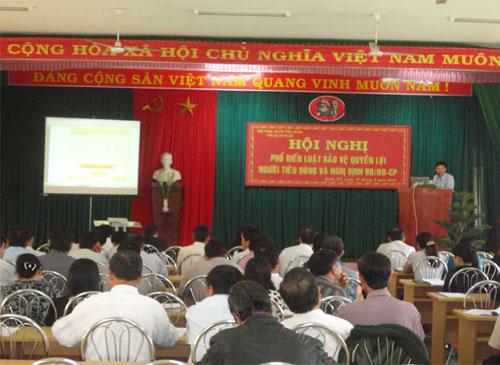 Phổ biến Luật và Nghị định tại thị xã Buôn Hồ, Đắk Lắk