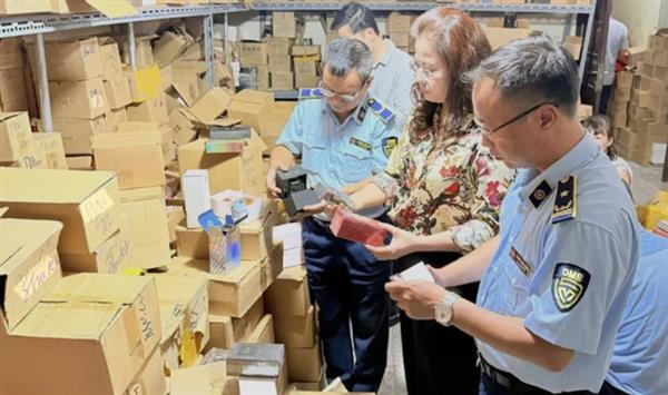 Quyết tâm quét sạch buôn lậu: Chính phủ hành động vì thị trường minh bạch